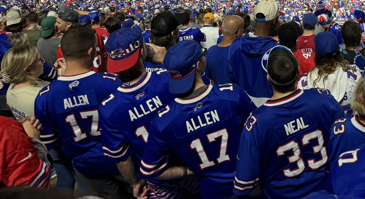 CalmCh0wder's tweet image. bills