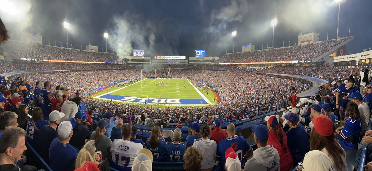 ramirezcarie's tweet photo. What an experience!! I finally got to go to a game IN Buffalo! There is nothing like it!! I can’t wait to come back! #BillsMafia #JAXvsBUF #MNF https://t.co/bAUQHXQexs