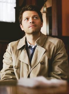 Sam Winchester tweet media
