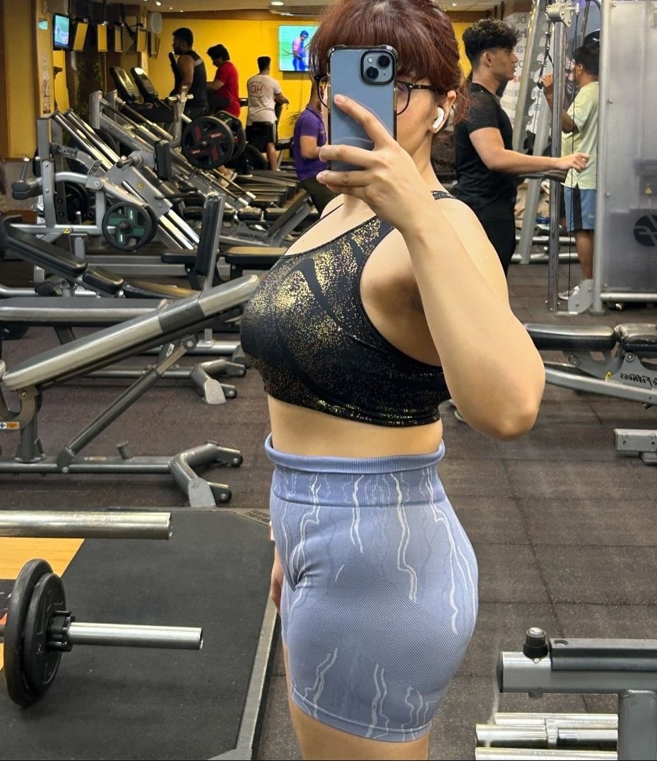 Dania_khan04's tweet photo. Hard work bring success 💪 https://t.co/BqwtTgWbT3