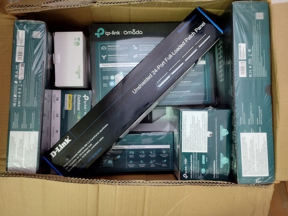 AlbonyCal's tweet image. I guess it&apos;s time for some #homenetworking