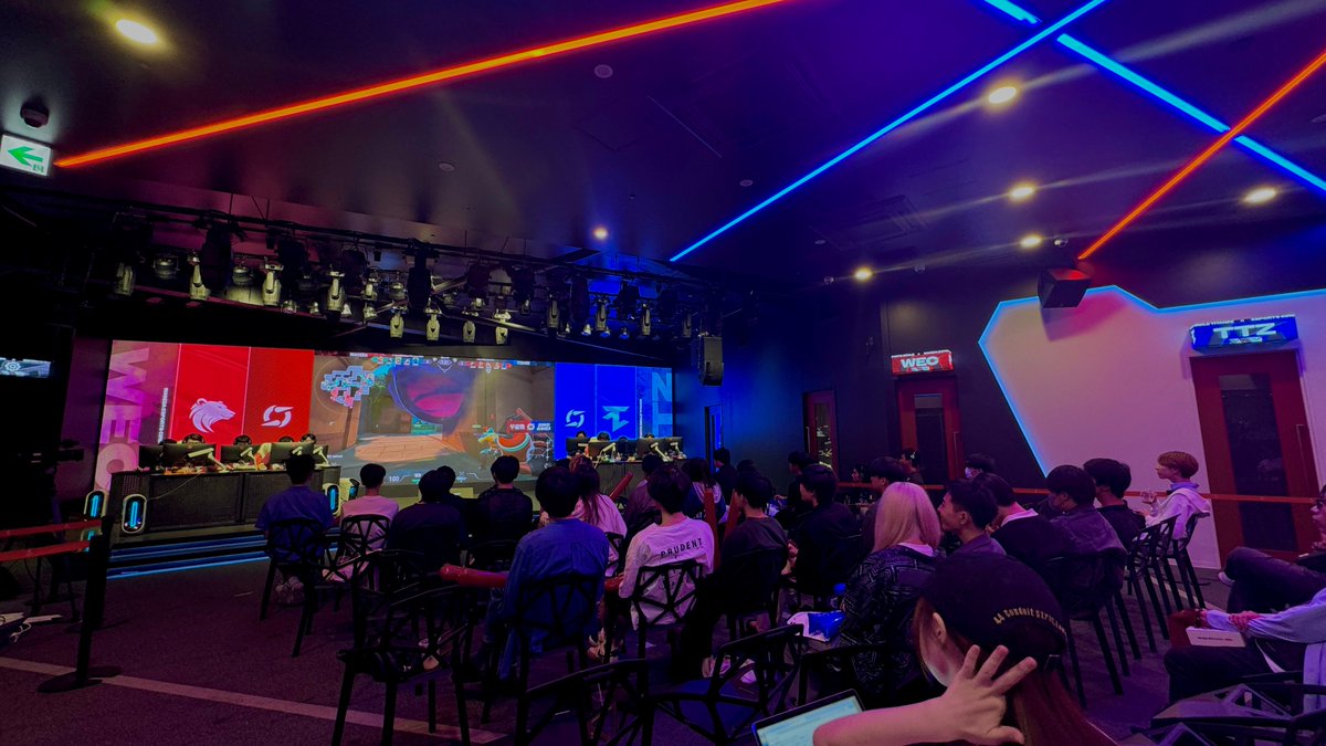 AW_ARENA's tweet photo. ⋱esports早慶戦'24🔥⋰
早稲田WEC vs 慶應TTZ
 ̄ ̄ ̄ ̄ ̄ ̄ ̄ ̄ ̄ ̄ ̄
今年も #eスポーツ早慶戦 が開幕✨
学生同士の熱い伝統の一戦が #AWArena で行われております👊
ぜひご覧ください!!
配信視聴はこちら⚡️
https://t.co/D2J0RhxVS7 https://t.co/xPvPrvOBtC