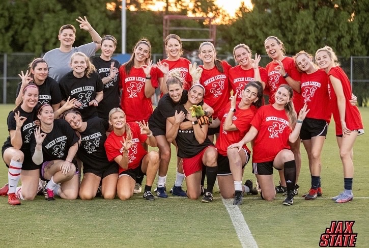 𝐎𝐧𝐞 𝐓𝐞𝐚𝐦 —> 𝐎𝐮𝐫 𝐓𝐞𝐚𝐦 ❤️🖤⚽️

Just one week ago we had former gamecocks on campus for homecoming! We loved having some of our alums with us again 

🔴⚪️⚫️ #𝘑𝘢𝘹𝘚𝘵𝘢𝘵𝘦𝘚𝘰𝘤𝘤𝘦𝘳 #𝘐𝘯𝘵𝘦𝘯𝘴𝘪𝘵𝘺