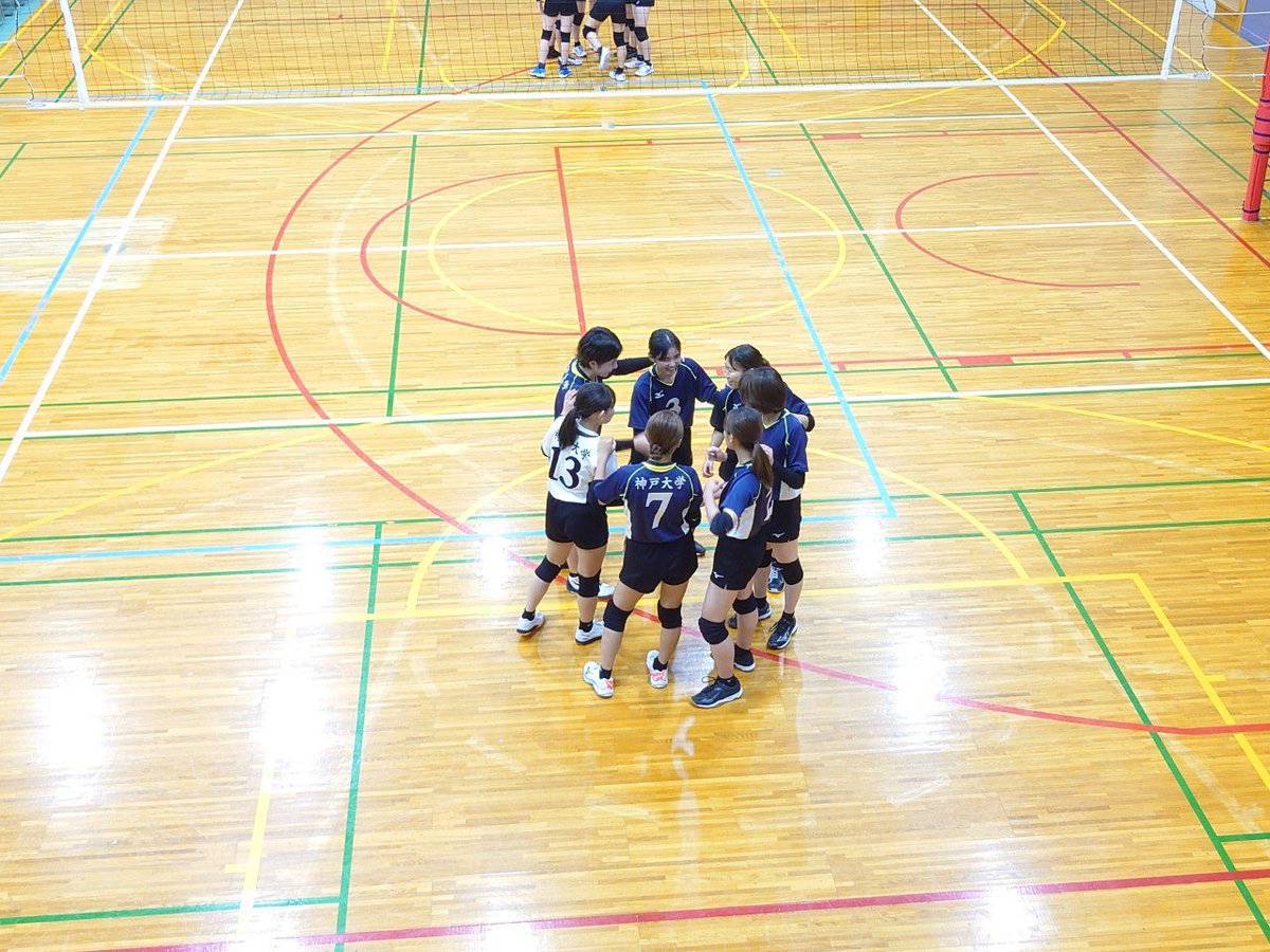 kuvbc's tweet photo. こんにちは。遅くなりましたが9/22(日)に行われた試合の結果を報告します。
対戦相手は兵庫県立大学、会場は大阪経済大学です。結果は以下の通りです。
●1-3
18-25
25-17
19-25
18-25
今週は自分たちのミスが続いてしまう場面がありました。対策して来週の試合に臨みます。 https://t.co/Ns7sgoqz9b