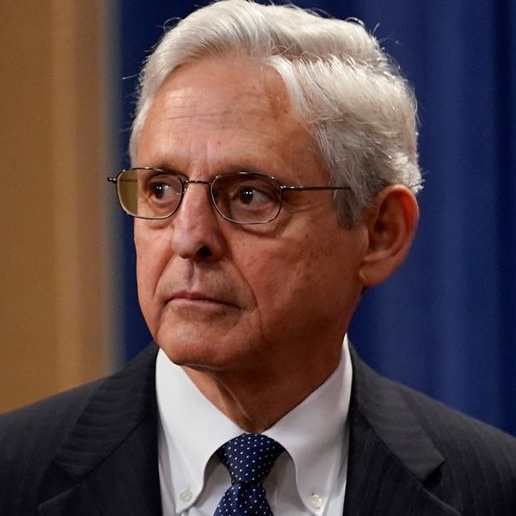 anyonewantchips's tweet image. So the orange felon who's out on bail &amp;amp; ordered not to break the law or risk arrest - repeatedly breaks the law by violating the Logan Act when he schmoozed with Viktor Orbán, Volodymyr Zelensky, Netanyahu &amp;amp; now with the Emir of Qatar. If only we had a functioning DOJ.