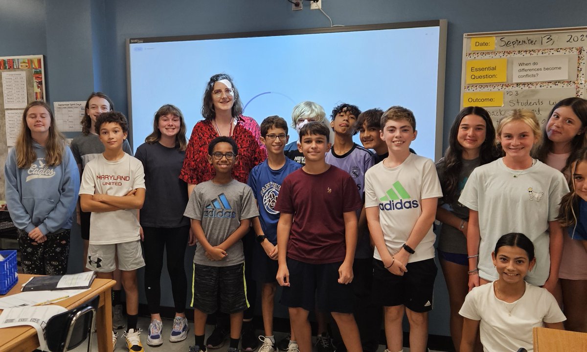 Congratulations to our recently selected Olympians of the Week! Faculty and staff were selected for going above and beyond for colleagues and students!

Congratulations to Mrs. Gunther and Mrs. Givens!! <a href="/AACountySchools/">AACPS</a> <a href="/CentralMS_AACPS/">Central Middle</a>