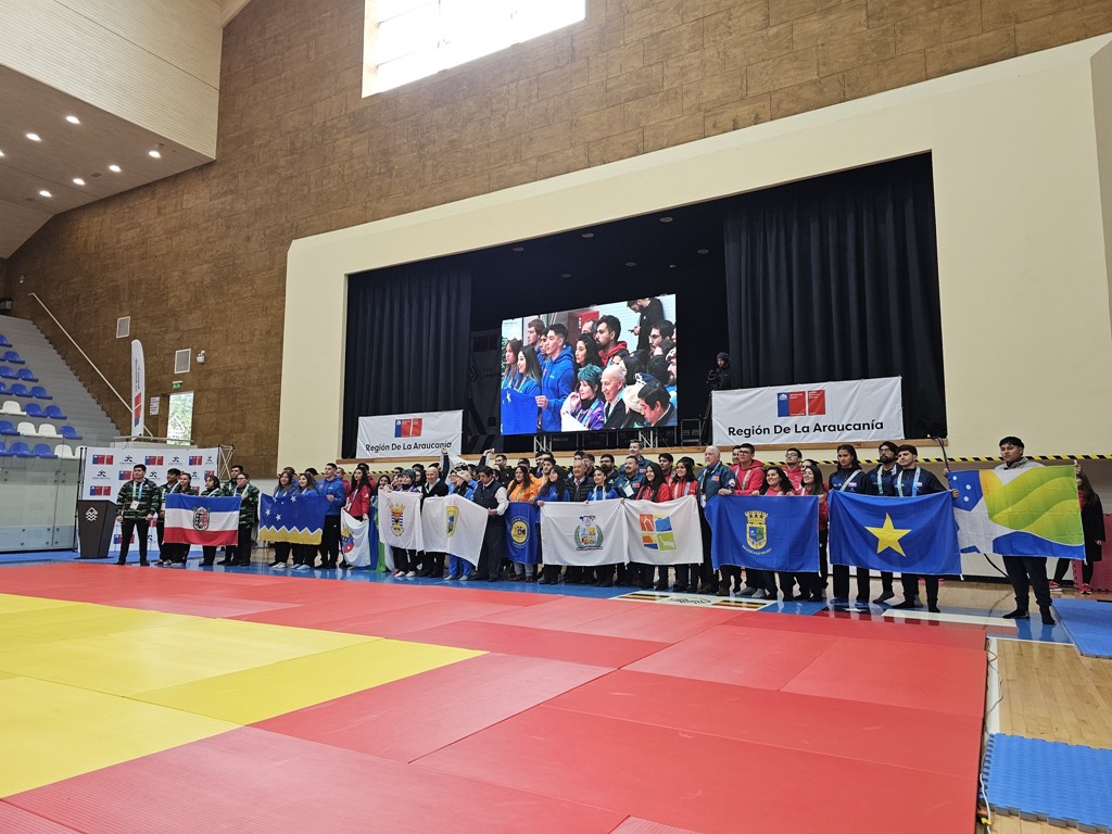 Hoy se inauguraron los Juegos Nacionales y Paranacionales en Pucón dlvr.it/TDbtHd