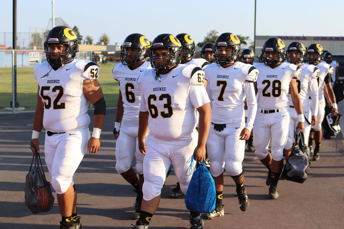 Tim Burt (@timburtirvine) on Twitter photo PRE-GAME: Godinez and Rancho Alamitos prepared for non-league match-up
PHOTO: Fernando M. Donado, For OC Sports Zone
ocsportszone.com/pre-game-godin… <a href="/OCSportsZone/">OC Sports Zone</a> <a href="/godinezsports/">Godinezsports</a> <a href="/FernandoMDonado/">Fernando M. Donado</a> <a href="/TimBurtIrvine/">Tim Burt</a> <a href="/alexcsuarez08/">Alex Suarez</a> <a href="/ggusdathletics/">GGUSD Athletics</a> PRE-GAME: Godinez and Rancho Alamitos prepared for non-league match-up
PHOTO: Fernando M. Donado, For OC Sports Zone
ocsportszone.com/pre-game-godin… <a href="/OCSportsZone/">OC Sports Zone</a> <a href="/godinezsports/">Godinezsports</a> <a href="/FernandoMDonado/">Fernando M. Donado</a> <a href="/TimBurtIrvine/">Tim Burt</a> <a href="/alexcsuarez08/">Alex Suarez</a> <a href="/ggusdathletics/">GGUSD Athletics</a>