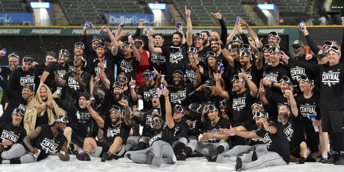 ChiSoxFanMike's tweet photo. 3 years ago today. Oh how I miss this team. https://t.co/Dqmb8rFjdc