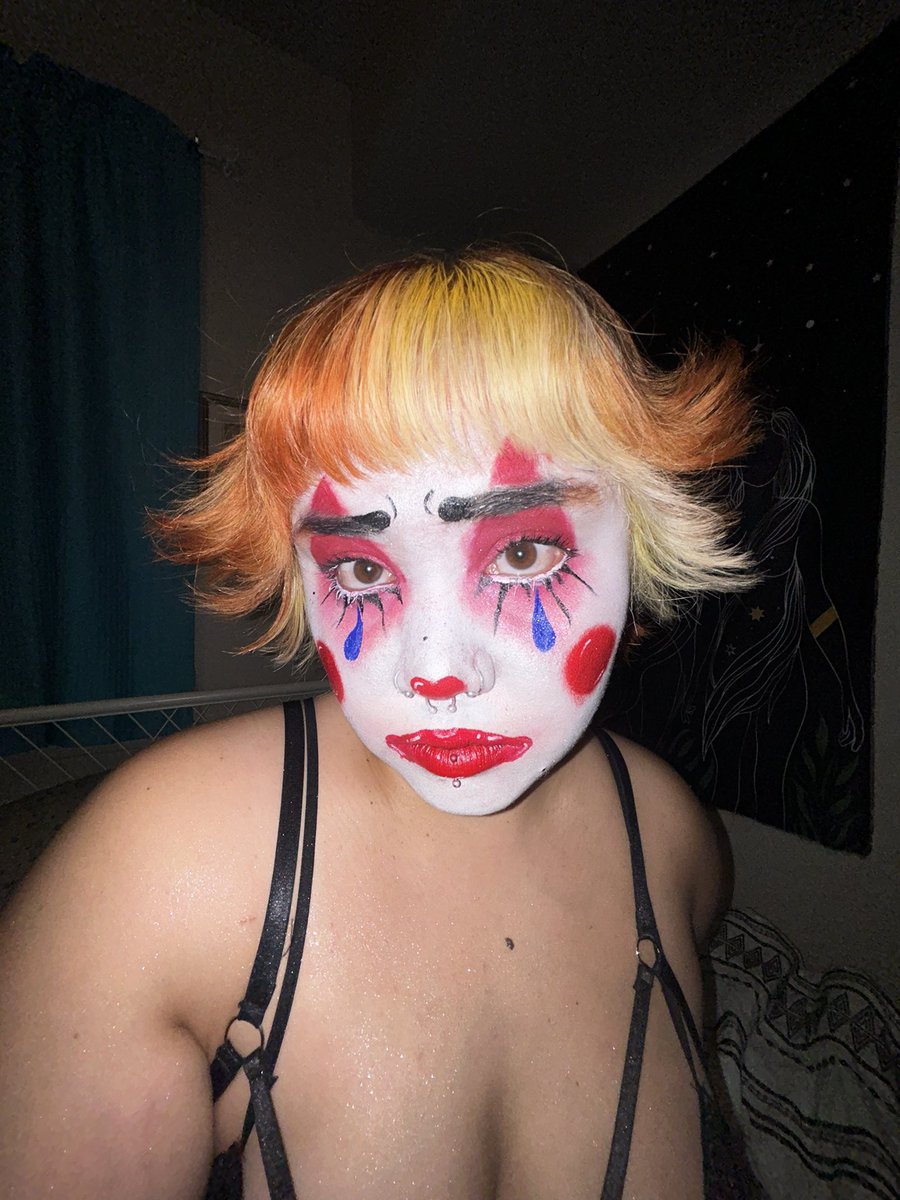 princesshoji's tweet photo. 🤡 Are you down to clown?!?!?! 🤡 https://t.co/m43aEYTEva