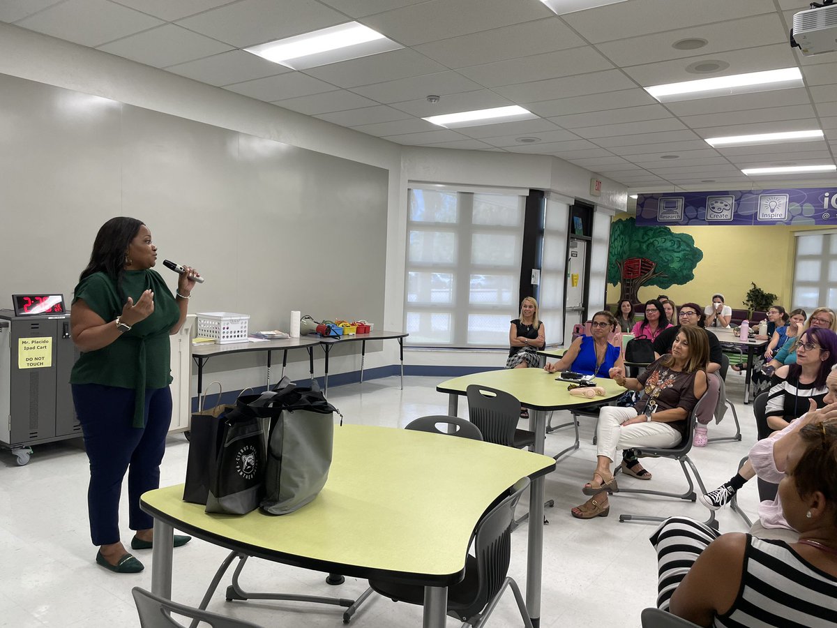 IveyShelton tweet media