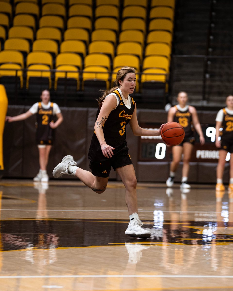 Wyoming Cowgirl Basketball tweet media