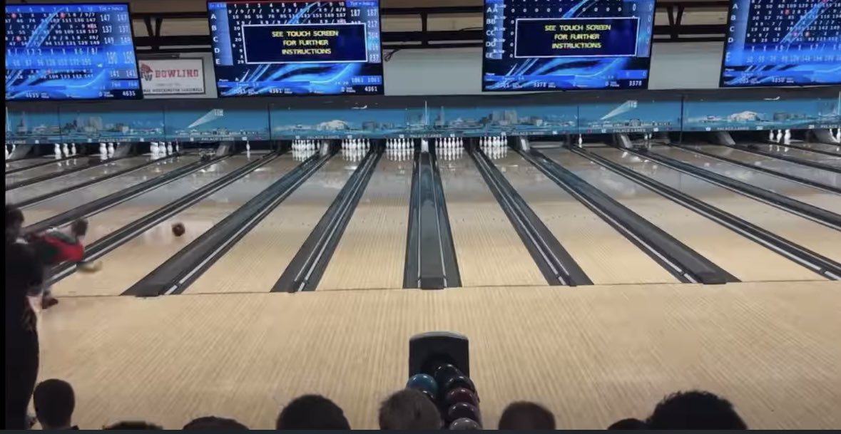 Luckie5019's tweet photo. #michaelmccloskey bowled his 1st Collegiate Tournament for #muskingummensbowling. He didn’t see the numbers he’d hope for, only 1 game at 210 but did say it was a great learning experience &amp; gaining confidence. I’m so proud of who he’s becoming! #proudautismmom #epilepsywarrior https://t.co/LSq56upxWk