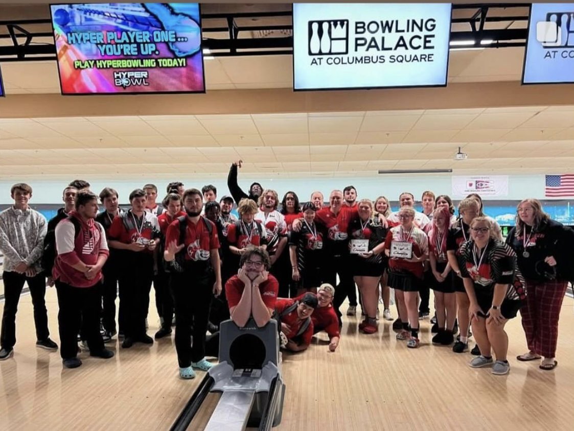 Luckie5019's tweet photo. #michaelmccloskey bowled his 1st Collegiate Tournament for #muskingummensbowling. He didn’t see the numbers he’d hope for, only 1 game at 210 but did say it was a great learning experience &amp; gaining confidence. I’m so proud of who he’s becoming! #proudautismmom #epilepsywarrior https://t.co/LSq56upxWk
