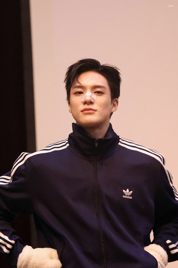 annabeit's tweet image. LABUBU                                      LAH BOJOKU