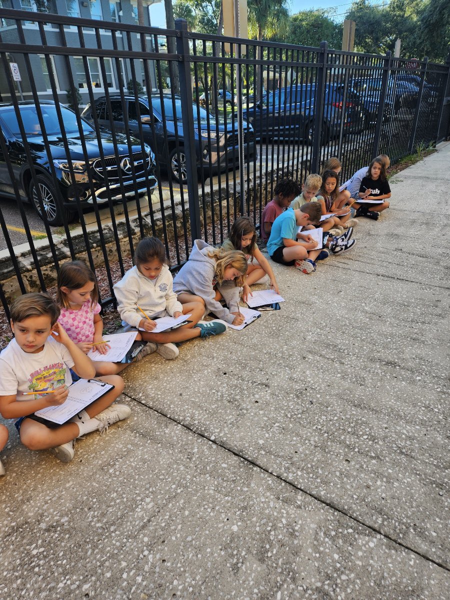 Mrs. Weeks &amp; Ms. Ratchford’s 2nd Graders’ LTI w/ “JACK” 🎃 Bringing their ELA story to life through Science!

Ss will collect data (using their observations &amp; science tools) &amp; record their data (measuring Jack’s height &amp; diameter) for 10 days.

<a href="/HCPSElemScience/">HCPSElemScience</a> <a href="/WeAreHAEST/">HAEST</a>