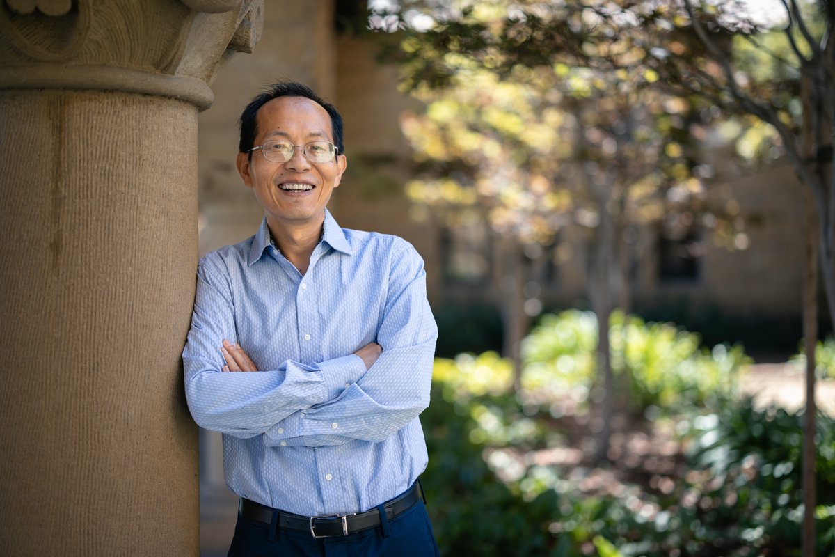 Oniversity's tweet photo. Jeff Wang appointed executive director of Bing Overseas Studies Program https://t.co/cIt32OpBD6 https://t.co/T3Cs37HHwQ
