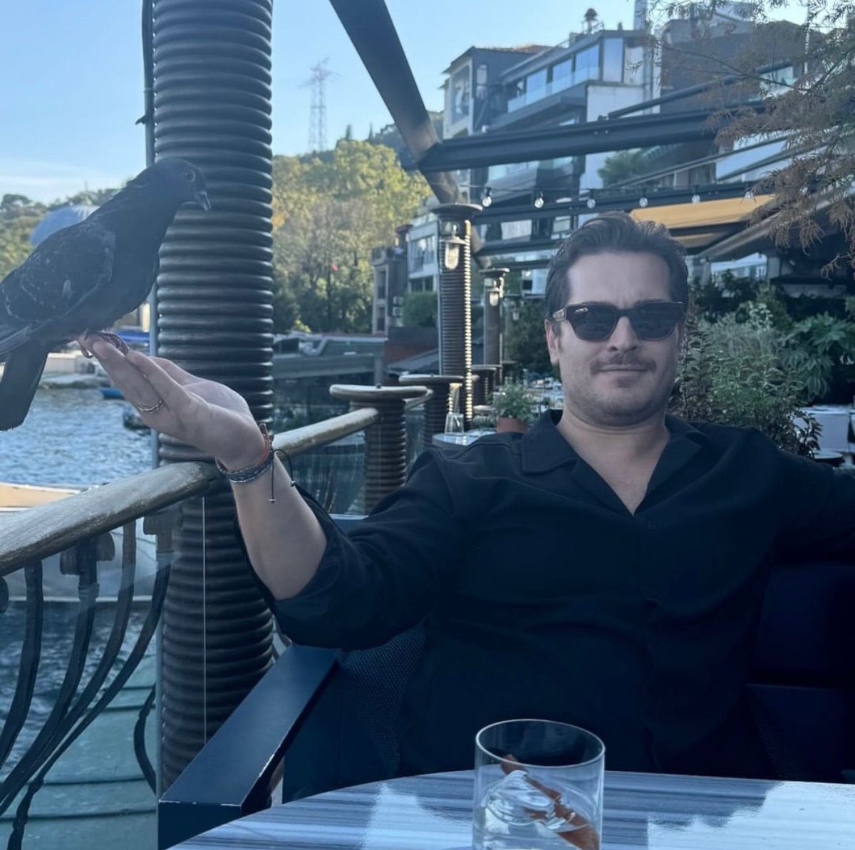 4PEACE☮️. tweet media