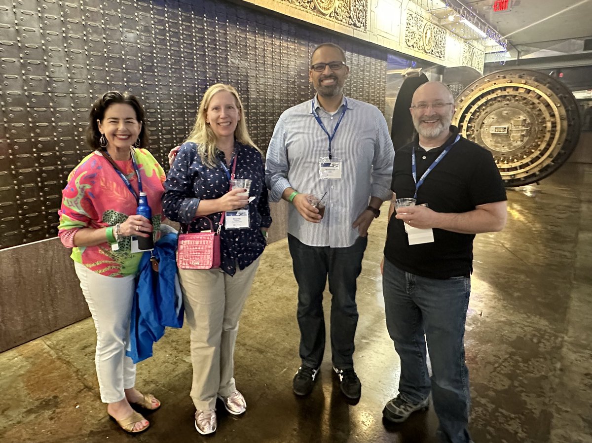 DirectTrustorg's tweet photo. Scenes from an unforgettable evening at @citymuseum! #DirectTrust https://t.co/iPMGb0YYLW