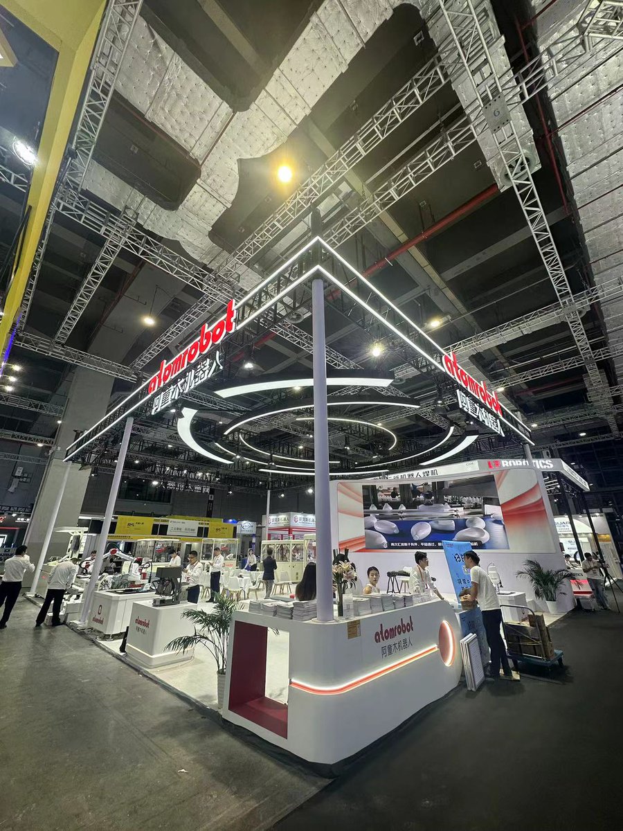 Saratao1267947's tweet image. We are at CIIF Shanghai

Please drop by at our booth Hall 7.1HC202

#atomrobot #CIIF #China #shanghai #robot #scara #parallel #Palletizer
