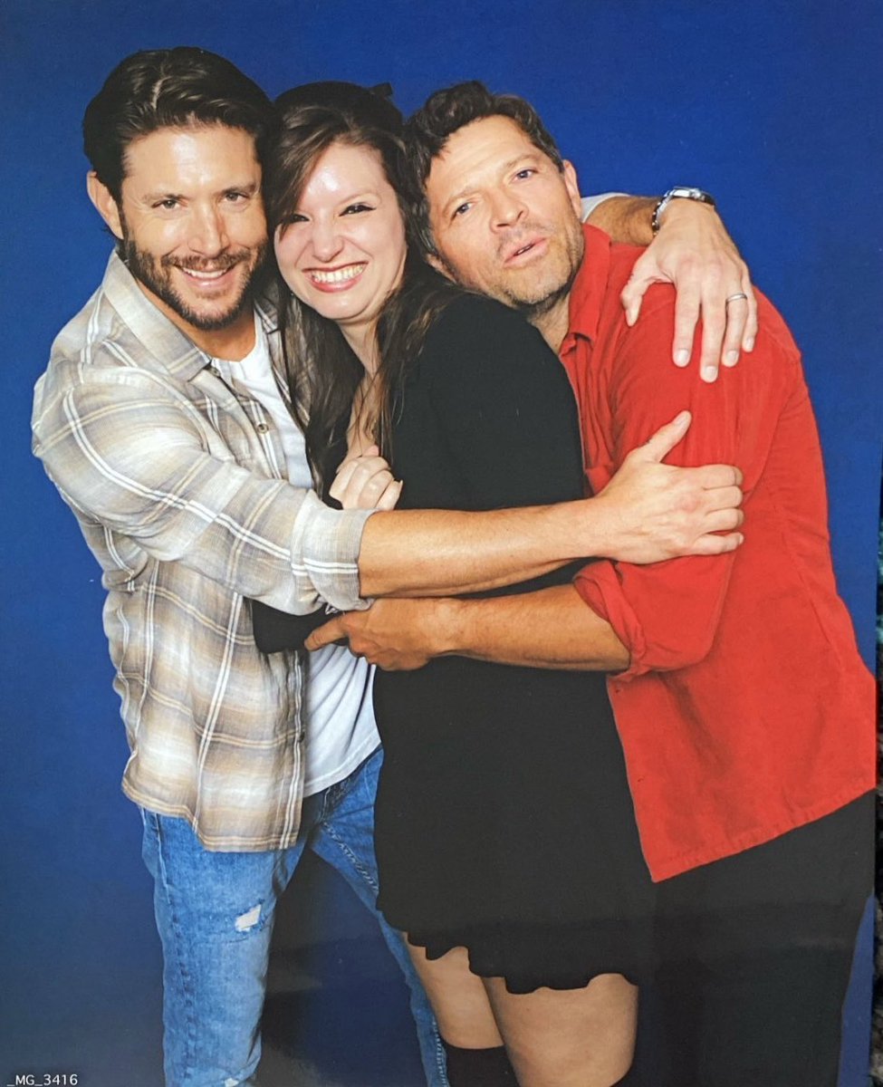 jolauriang's tweet photo. TITANIC. SINGING. IT HAPPENED. #dccon #spndc https://t.co/fToRq6nqlG