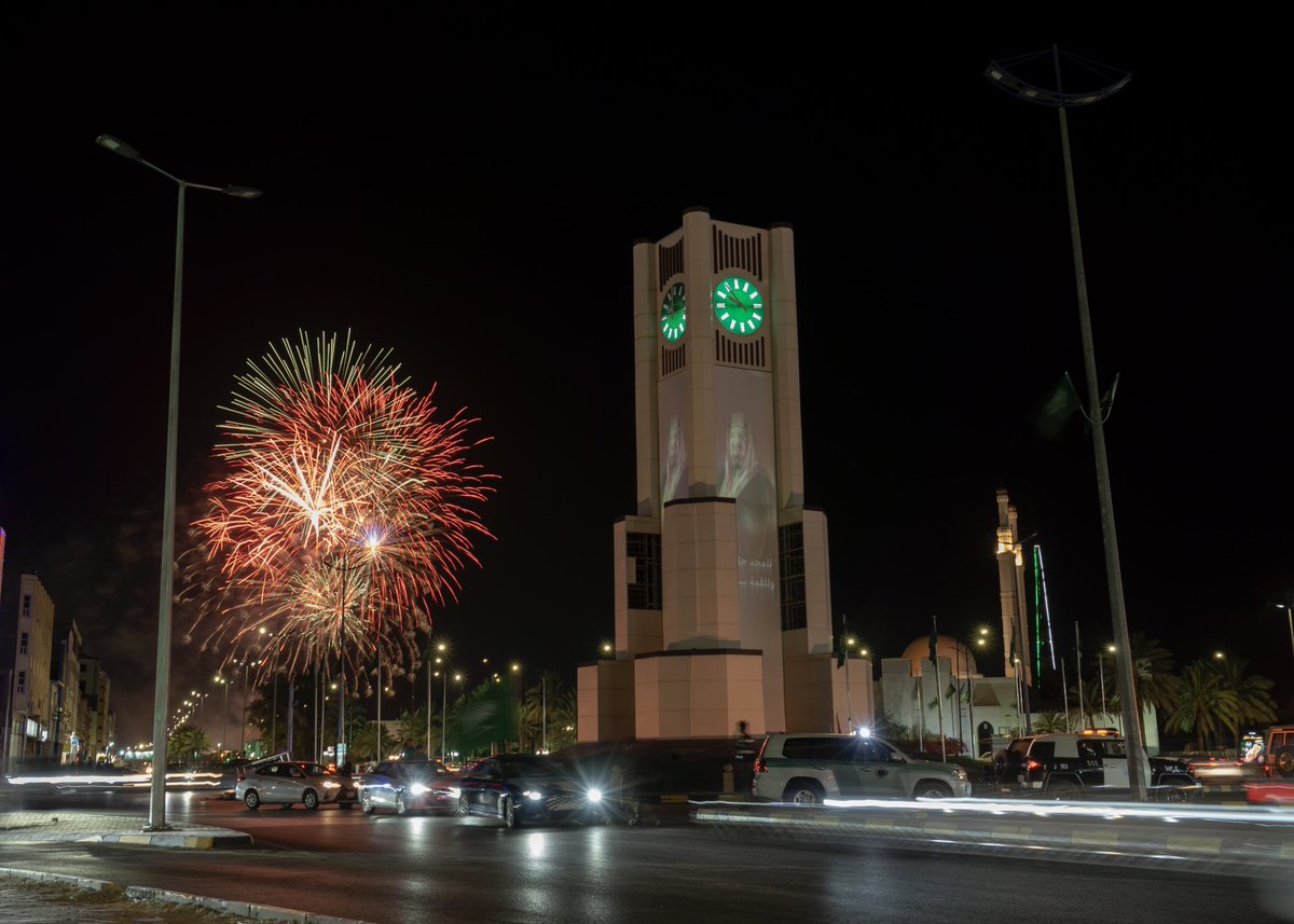 P_5haled's tweet photo. ما لنا آخر حدّنا متن السما 🇸🇦
#اليوم_الوطني94 #نحلم_ونحقق https://t.co/fgu5nhYpOw
