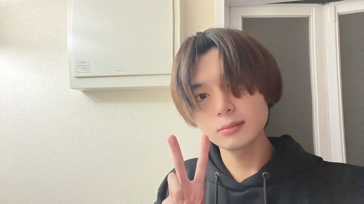 mpu_msmr's tweet photo. ✨MPUミス・ミスターコンテスト 2024✨

【ミスター】
No.4 三井雄貴
→ @mpu_mr4 

チャームポイントは何ですか？
「二重」

#明治薬科大学 #明薬 #ミスターコン #ミスミスターコンテスト2024 #mpuミスミスターコンテスト2024 #ミスター明薬 #mpuミスター https://t.co/KMogHOE0iH