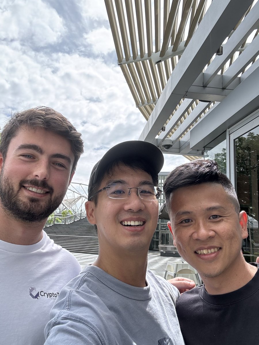 Teng Yan tweet media