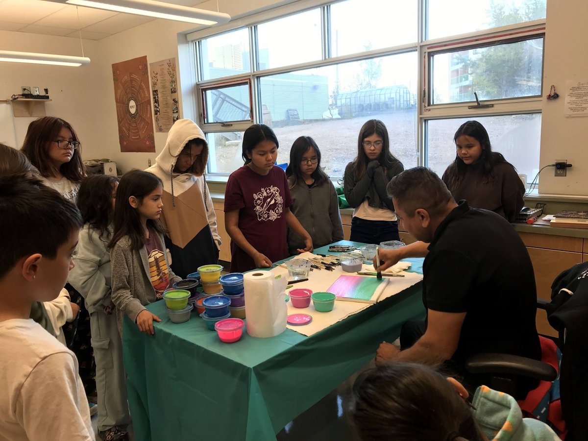 ESJS_Yk's tweet photo. Thanks again to Mr. John Rombough who returned to St. Joes last Friday to work with some of our amazing, budding artists! The students created some outstanding pieces which look even better in person! #GoHuskies #allezhuskies https://t.co/FqjtOTU51l