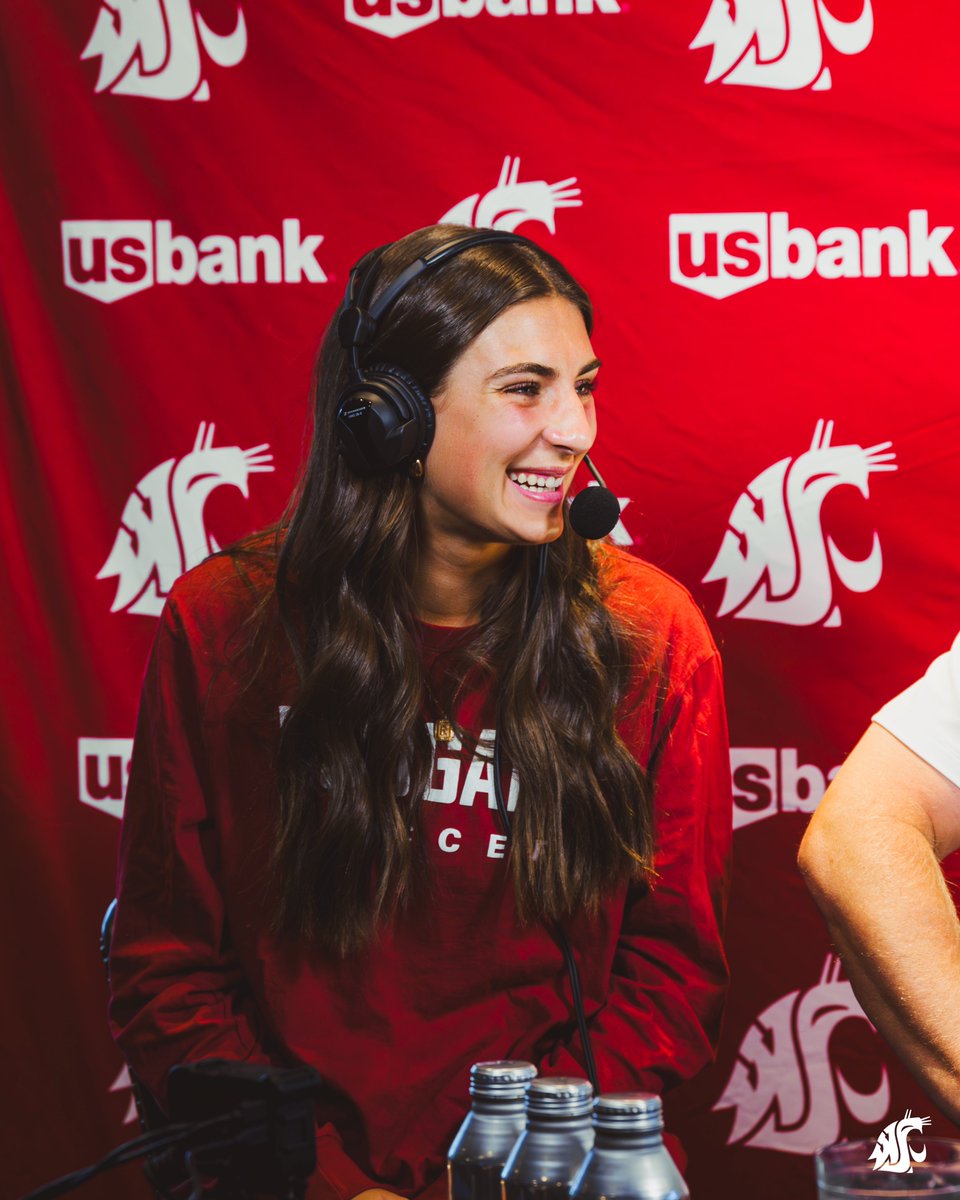 WSUCougarSoccer's tweet image. Live from the Cougar Soccer Coaches Show 👏👏

#GoCougs