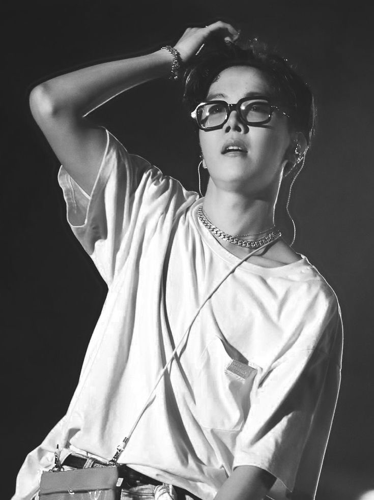 Hope_shine218's tweet image. D-23 🤍

#23DaysToMeetOurHOPE
#WaitingForHOPE #jhope