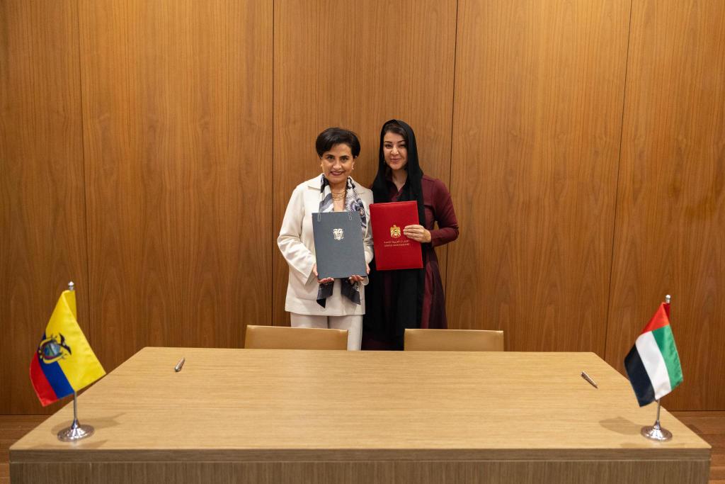 Today at #UNGA79, HE Reem Al Hashimy, Minister of State for International Cooperation, participated in an MoU signing with HE Gabriela Sommerfeld (<a href="/gabisommerfeld/">Gabriela Sommerfeld</a>), Minister of Foreign Affairs and Human Mobility of Ecuador on political consultations.

#UAExUNGA79