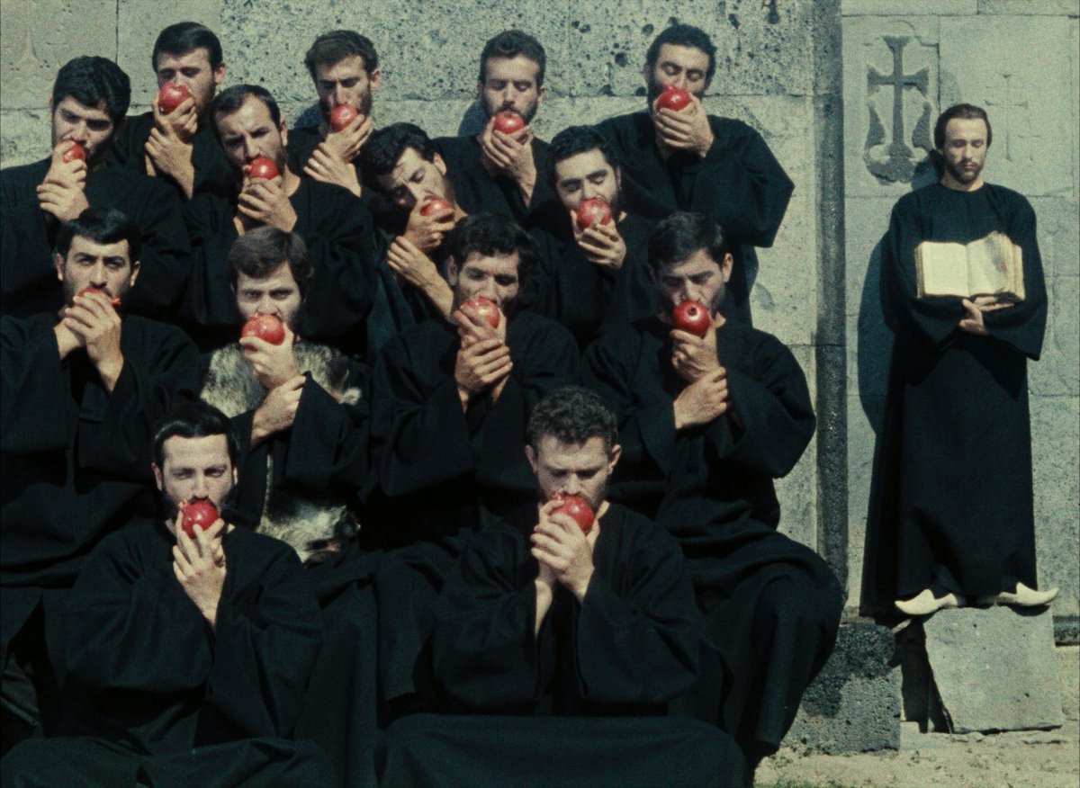 𝑇ℎ𝑒 𝐶𝑜𝑙𝑜𝑟 𝑜𝑓 𝑃𝑜𝑚𝑒𝑔𝑟𝑎𝑛𝑎𝑡𝑒𝑠 (1969)