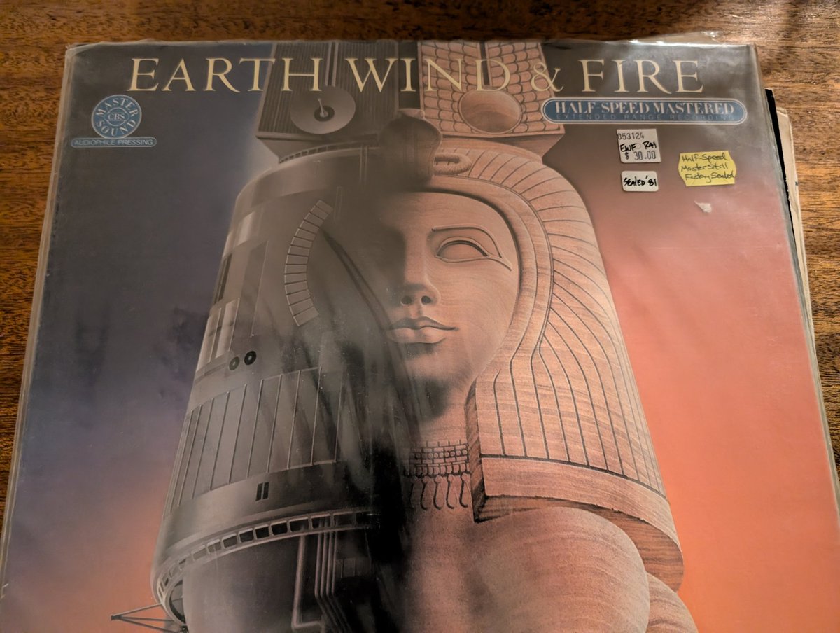 One of my traditions is to get a souvenir record when I go on a trip like #wcus. I got this factory-sealed 1981 Earth, Wind, and Fire record in Astoria. I buy records to listen to, so breaking the seal was a touch bittersweet. Let's groove.