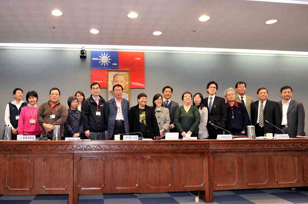 王順民 | 關於台北市人口總數跌破至250萬名以下的人口對策思考: 一則關乎到台北市人口總數跌破至250萬名以下的經驗事實，背後糾結的乃是全齡化人口對策的相關思考。… dlvr.it/TDbwt7