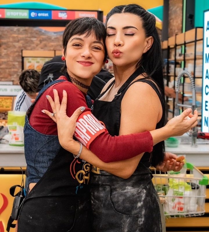 Xavicita40's tweet photo. Ganó Jely! ✨✨✨pero las dos ganaron el amor del público ❤️#ElGranChefFamosos https://t.co/wOyNKaqU73