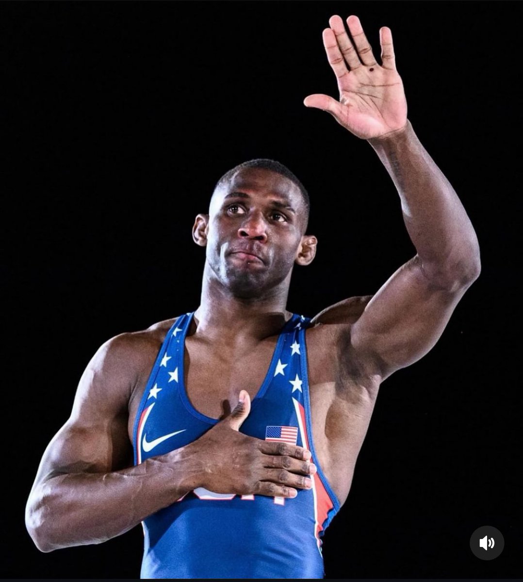 Drew Blogs tweet media