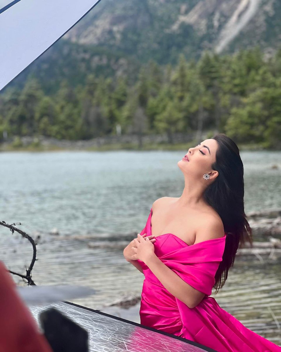 _NikiVibes's tweet photo. #NitiShah 💕 https://t.co/PEkZDGAaoA