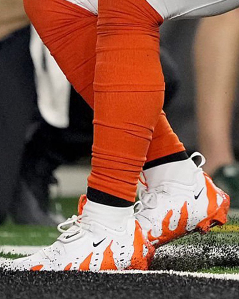 Nice Kicks tweet media