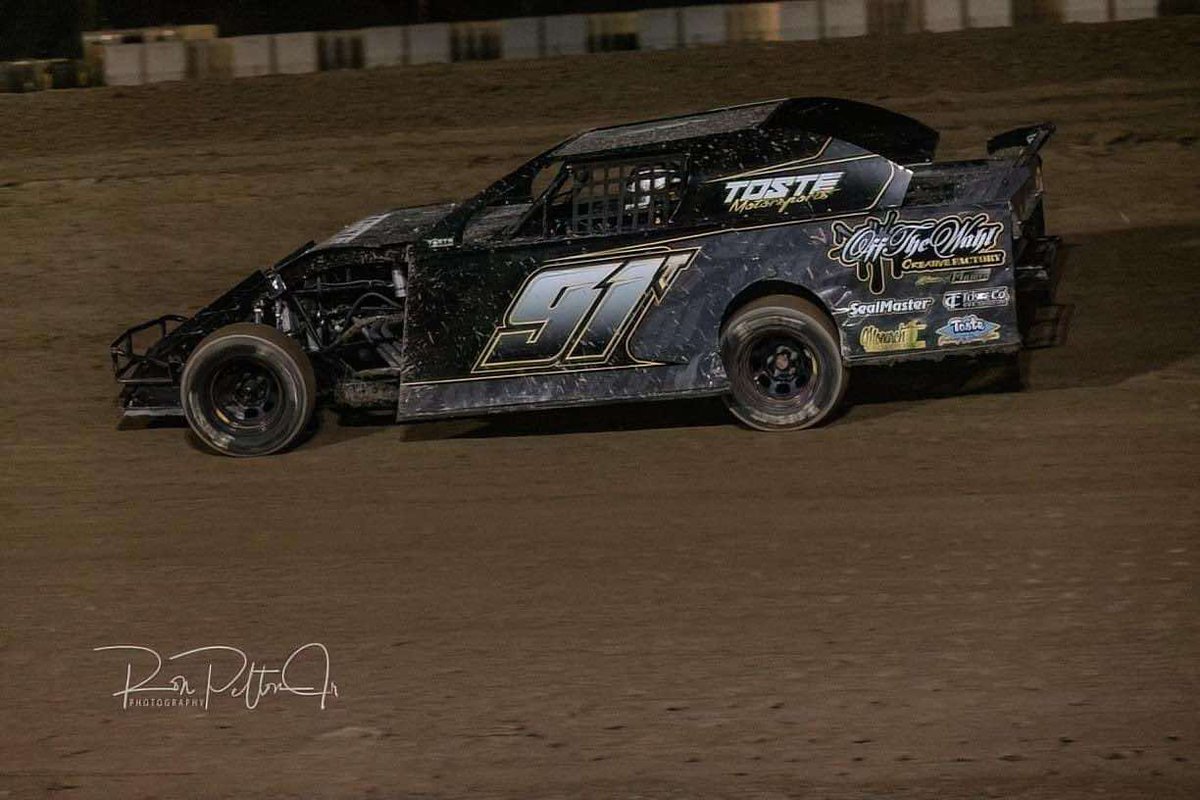 JetPackJoey's tweet photo. Weekend recap - 34 sport mods Heat race, started 7th finished 6th. Ran the b an trasfered, A-Main. A-Main, started 22nd and finished 10th! Was a fun weekend and good to get back in the car and get ready for the Duel in the Desert!!! And don't worry about my in car naps!!! https://t.co/X9DGD0gZW4