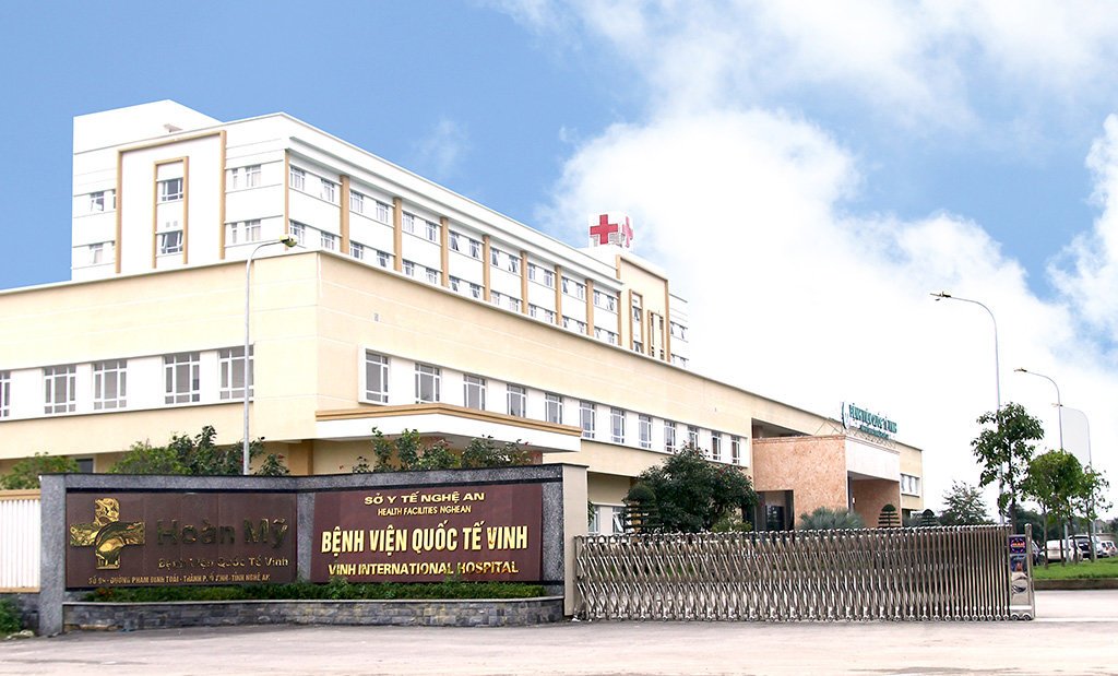 NguyenThan4710's tweet photo. Tập đoàn y tế tư nhân họ mang gì đến cho dân việt nam?
Kỷ thuật tiên tiến, trang thiết bị tân tiến?
Xin thưa tất cả lừa dân thôi
Họ móc túi người bệnh đến cạn kiệt
Họ sử dụng người VN trị người VN
Bóc lột nhân viên hết sức có thể
 Trang bị và kỷ thuật BS VN làm được tất cả thậm chỉ giỏi
 Thế thì sao chúng vẫn tồn tại?
Họ chỉ rữa tiền bằng tiền người bệnh mà thôi