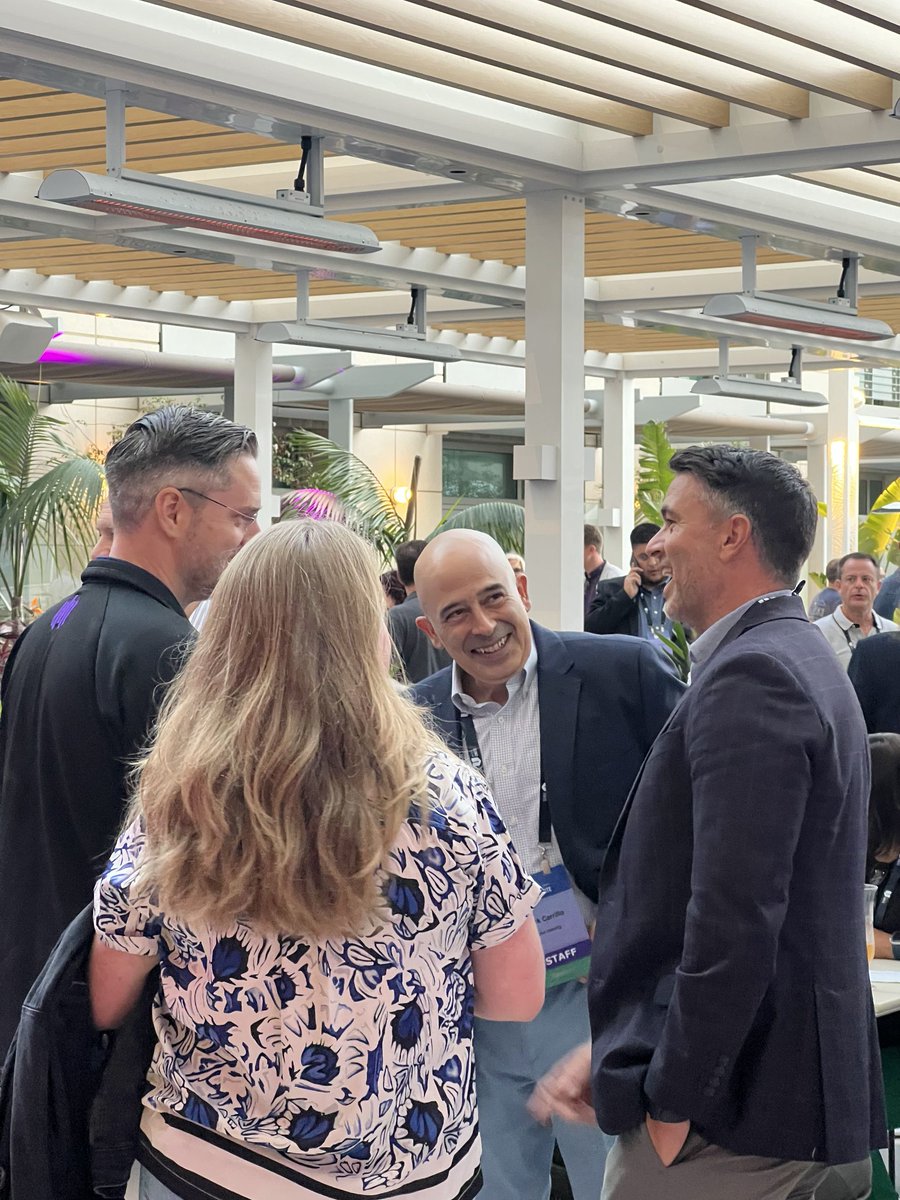 OneIdentity's tweet photo. We kicked off #OneIdentityUNITE in style with a welcome reception at the @Omni San Diego Hotel!

We can’t think of a better way to gear up for an exciting week of connecting and learning with our amazing customers and partners in the world of #identitysecurity. https://t.co/M5xPem69oG