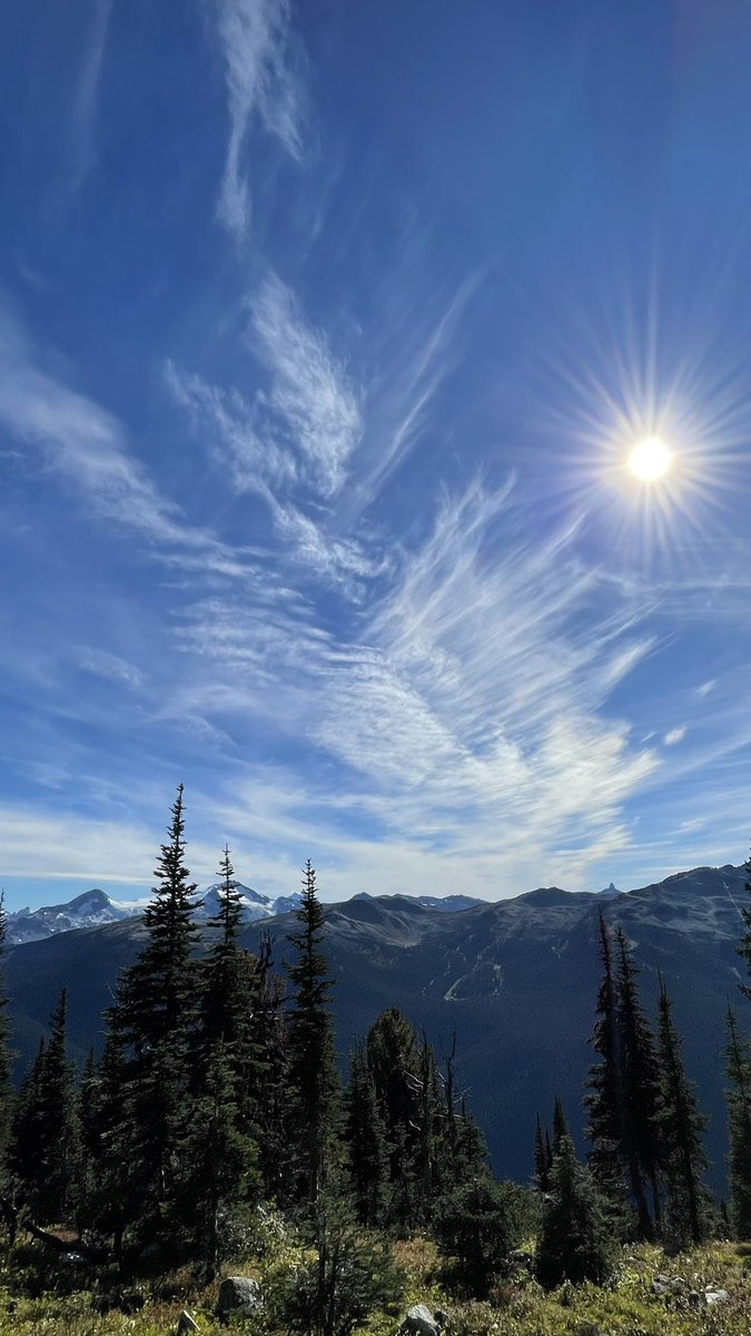 shinedon's tweet photo. Some pics from the Overlord to Marmot trail up on #Blackcomb https://t.co/GavxFYlMvu