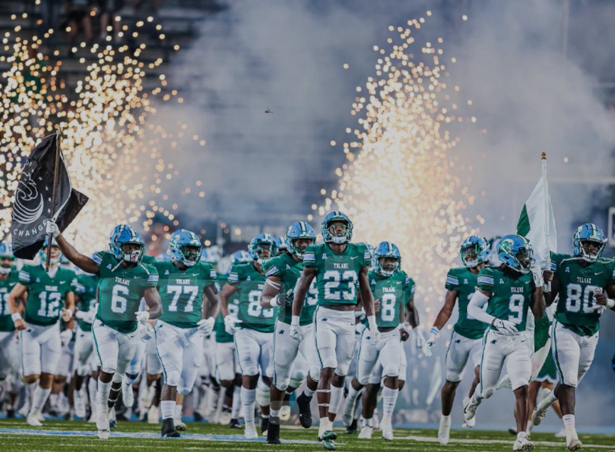 WhyGuard3_'s tweet image. I will be at Tulane this weekend! @CoachJonSumrall @CoachCraddock @JuCoFootballACE @coachcalebross