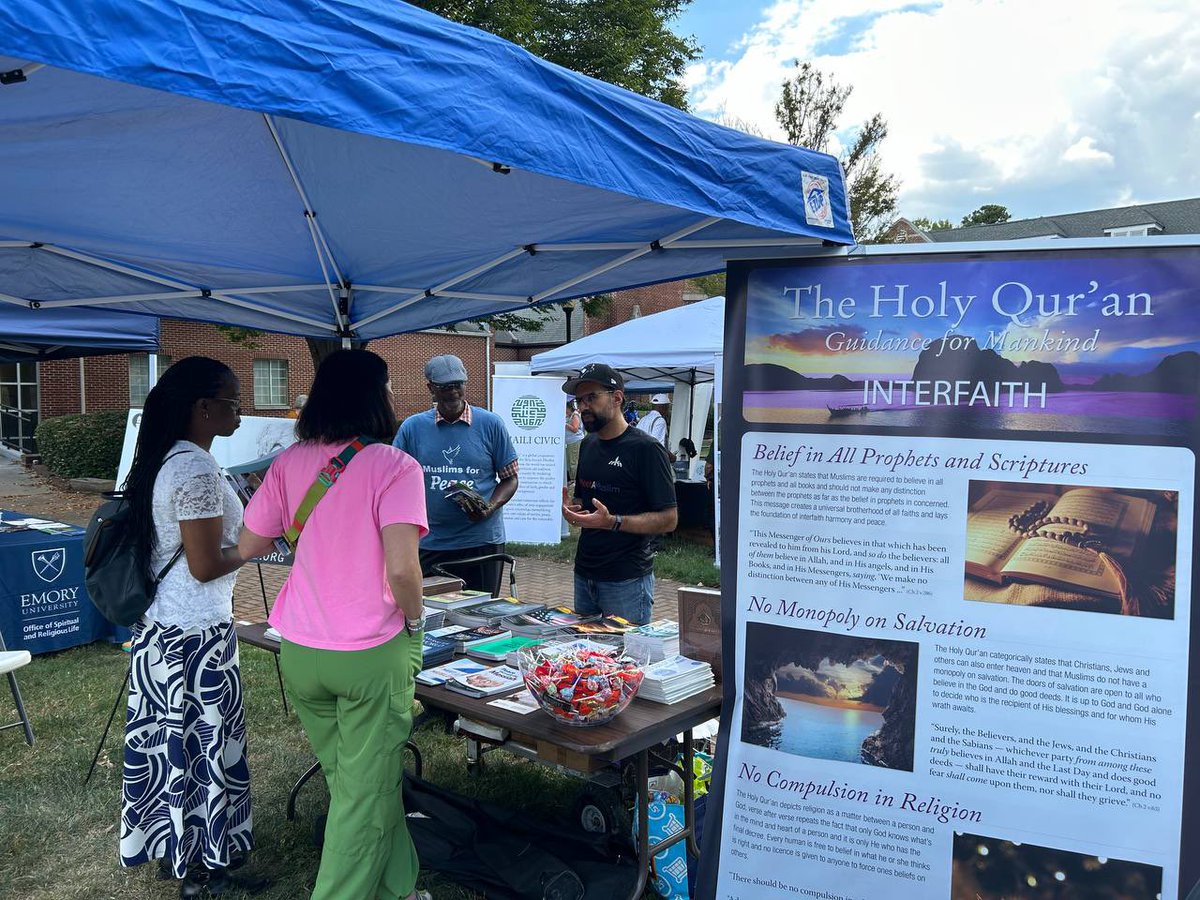 HammadAhmad86's tweet photo. Spreading Islam’s message of peace at Interfaith Atlanta’s Fall Festival! https://t.co/8qxTsImKEL
