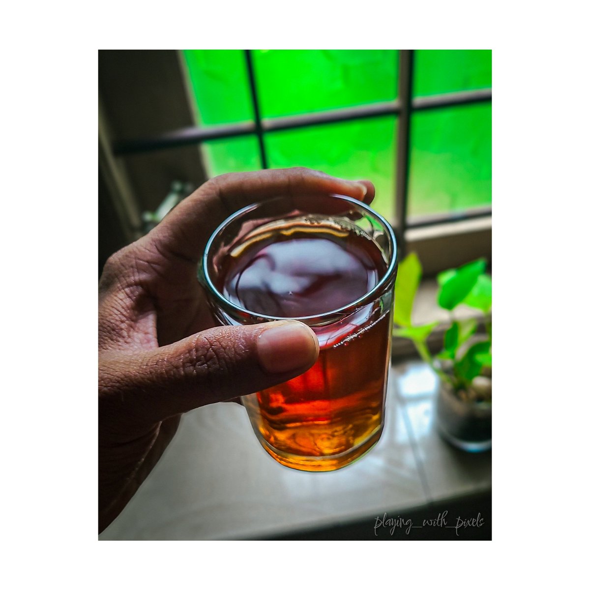 playingwtpixels's tweet photo. Sometimes, it's the simple moments with a warm drink and a calming view that bring the most peace. Here's to slowing down and appreciating the little things.
#TeaTimeBliss #MorningVibes #CalmAndCozy #SlowLiving #MindfulMoments #TeaLovers https://t.co/uVzYTcYUN5