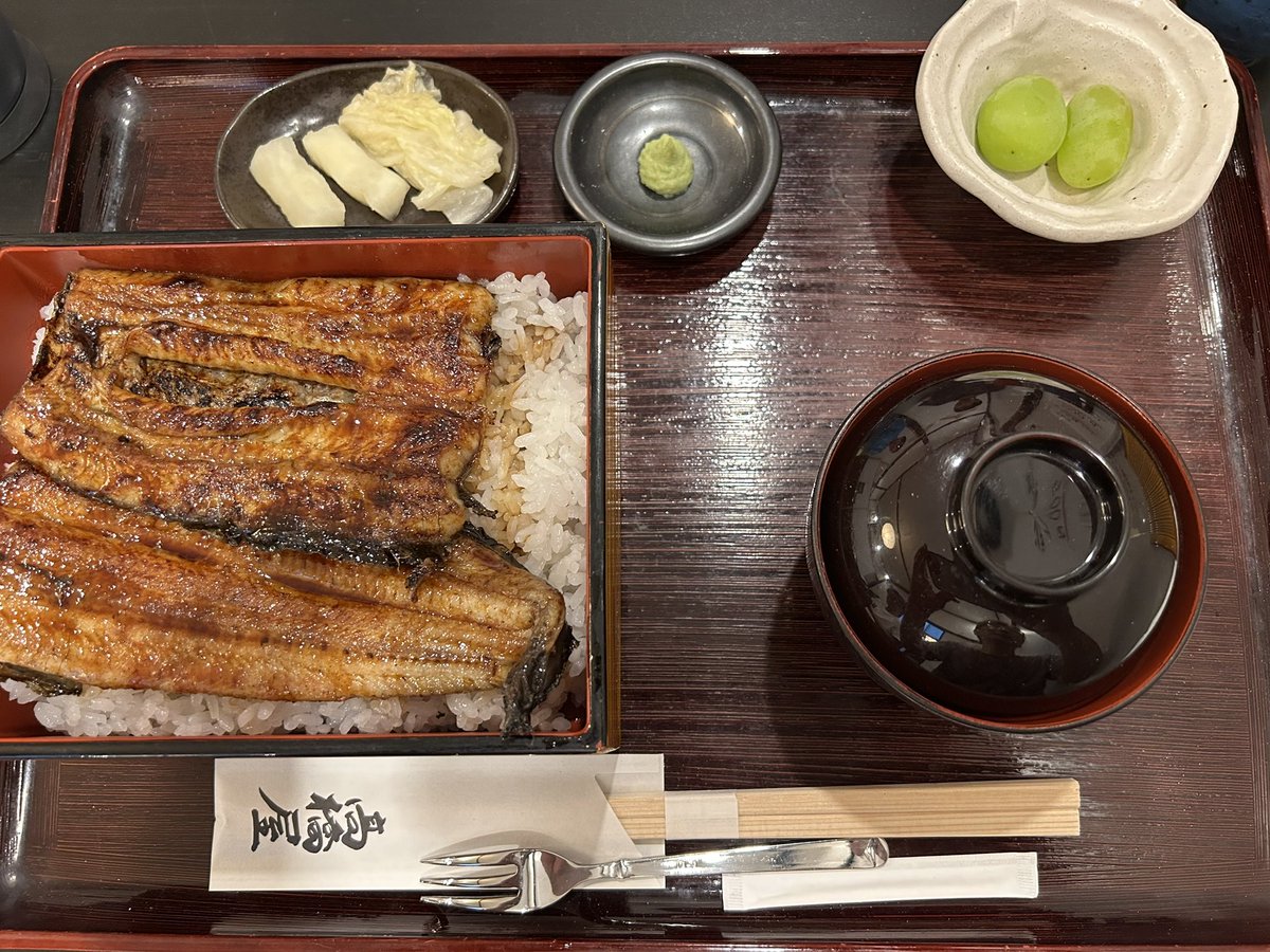 prettykingyo's tweet photo. 日曜日はは美味しい鰻を食べる事が出来ましたので目標達成‼️ https://t.co/QCnw8FnkO9