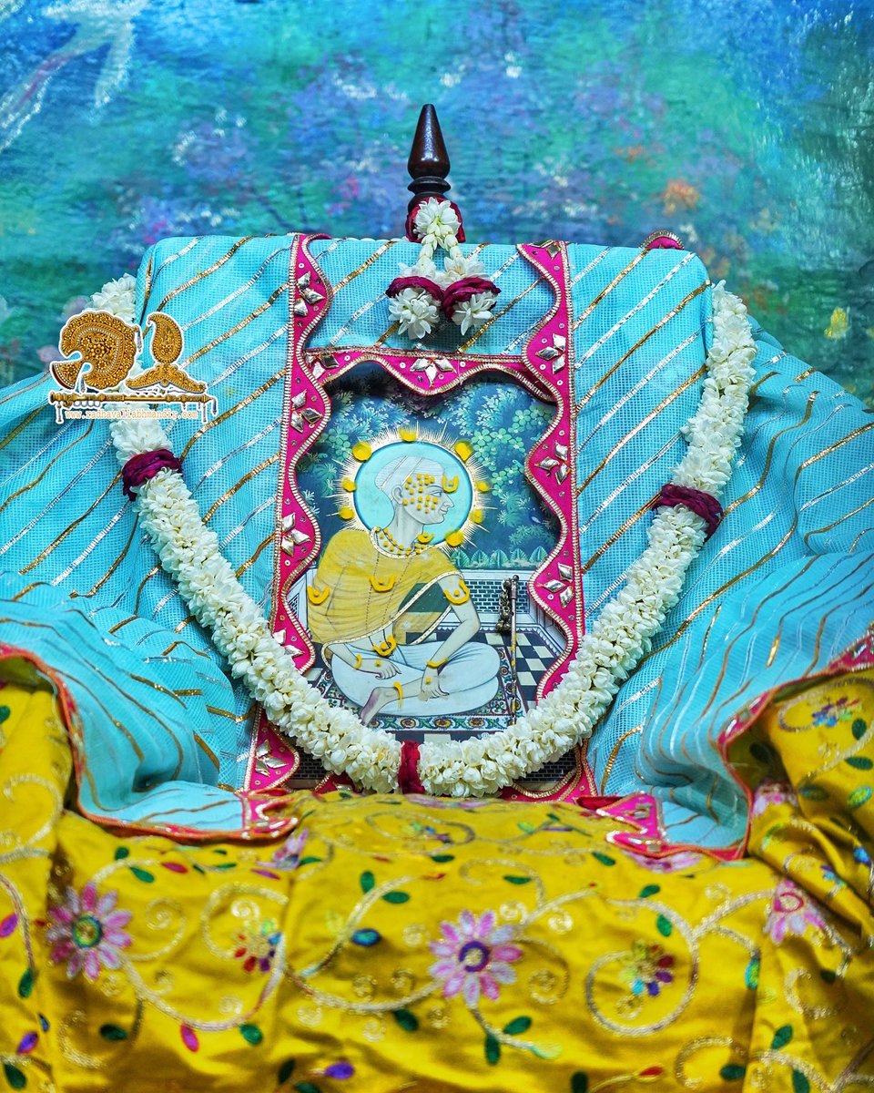 RKWVrindavan's tweet photo. श्री राधावल्लभ लाल जी महाराज के श्रृंगार आरती दर्शन 24.09.2024

नित्य दर्शनों हेतु : https://t.co/Joh7PN1pn9 https://t.co/v8z9B6Z42A