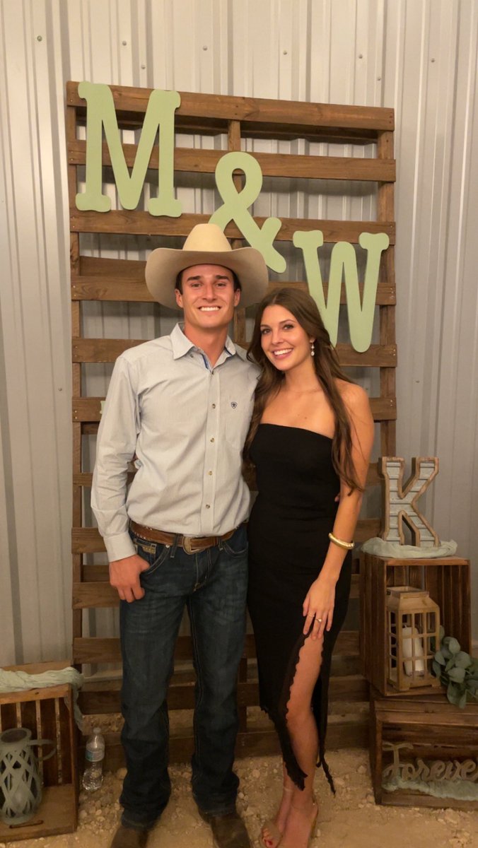 cord1230's tweet photo. Knowlton Wedding ‘24🍾🥂 https://t.co/fkYfsPSOtE
