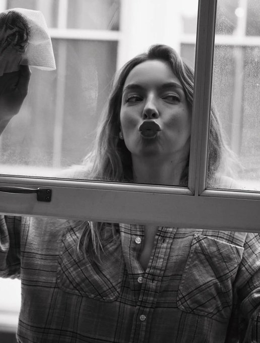 CinePensar's tweet image. #EIFF En el previo al Edinburgh International Film Festival se ha confirmado:&quot;Estamos a punto d comenzar, mañana x la mañana, d hecho, la 2.ª parte d ´28 years later´ cuyo subtítulo puede ser The Bone Temple (El templo d huesos) #cineoff #Jodiecomer #28YearsLater #zombies #terror